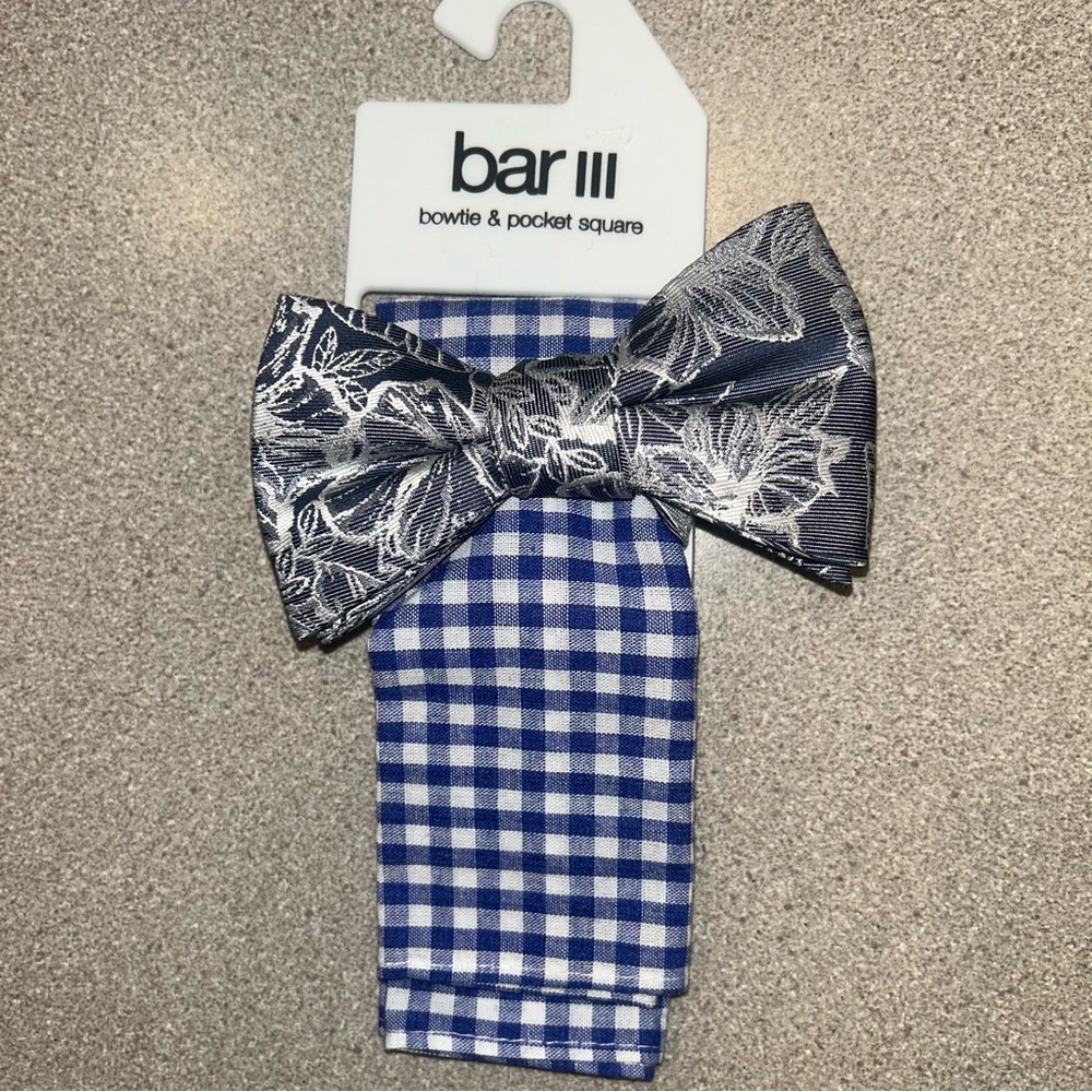 Bar III bow tie and pocket square set NWT